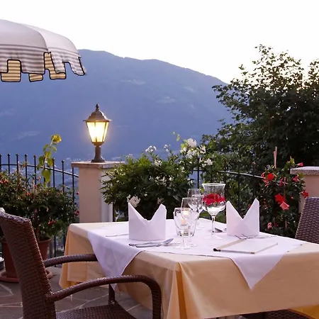 Hotel Alpenrose 3*